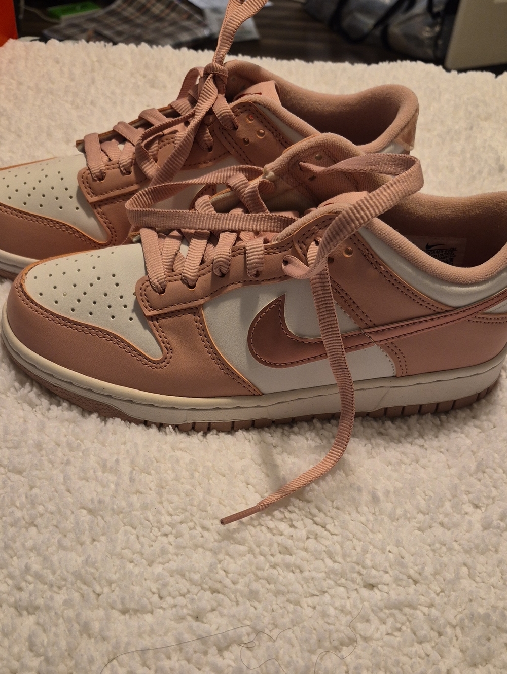 Nike Women’s Low-Top Sneakers - Pink/White